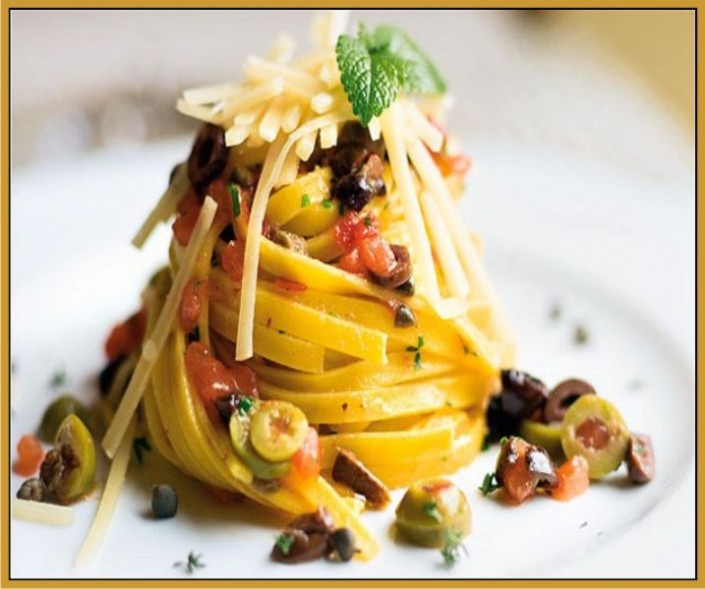 Menu_Inside_06-705x589